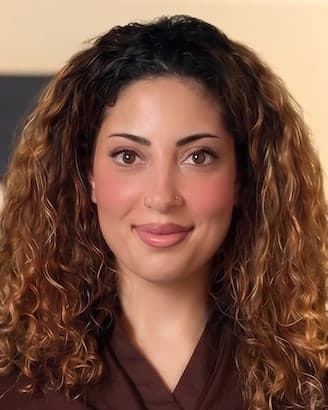 Porträt von Aleyna Arslan, Personalberaterin